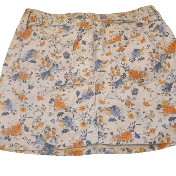 GAP Skirt‎ Mini Denim Floral 5-Pocket Jeans Style Women's Sz 10 - Picture 9 of 11